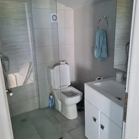 Sweet Retreat - 100m From The Beach, By Zantewize Holiday home *